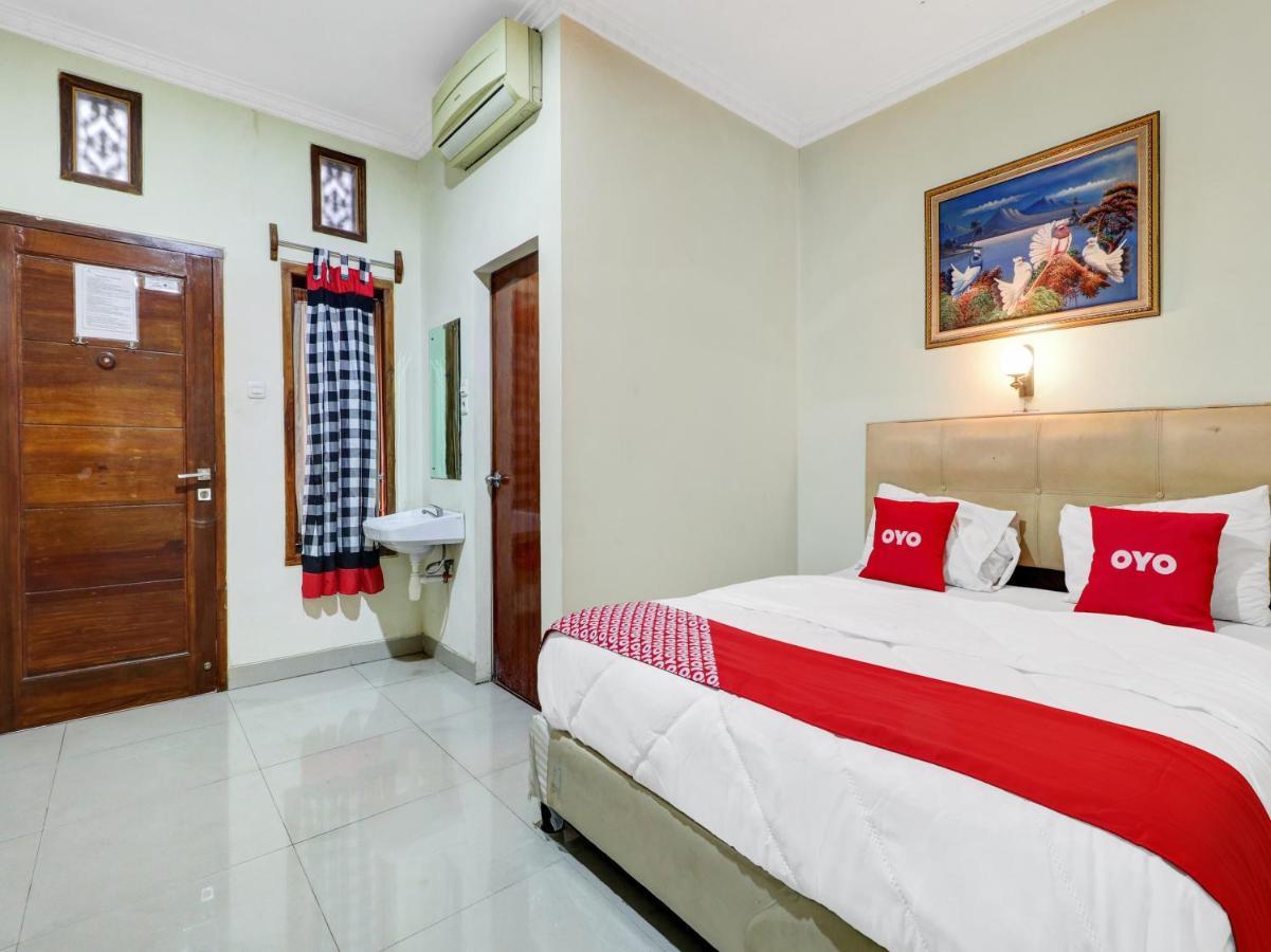 Oyo 90408 Hotel Horton Cirebon Exterior foto